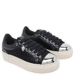 حذاء رياضي أسود من كورت جايجر