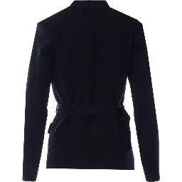 إليزابيتا فرانكي كنزة سوداء