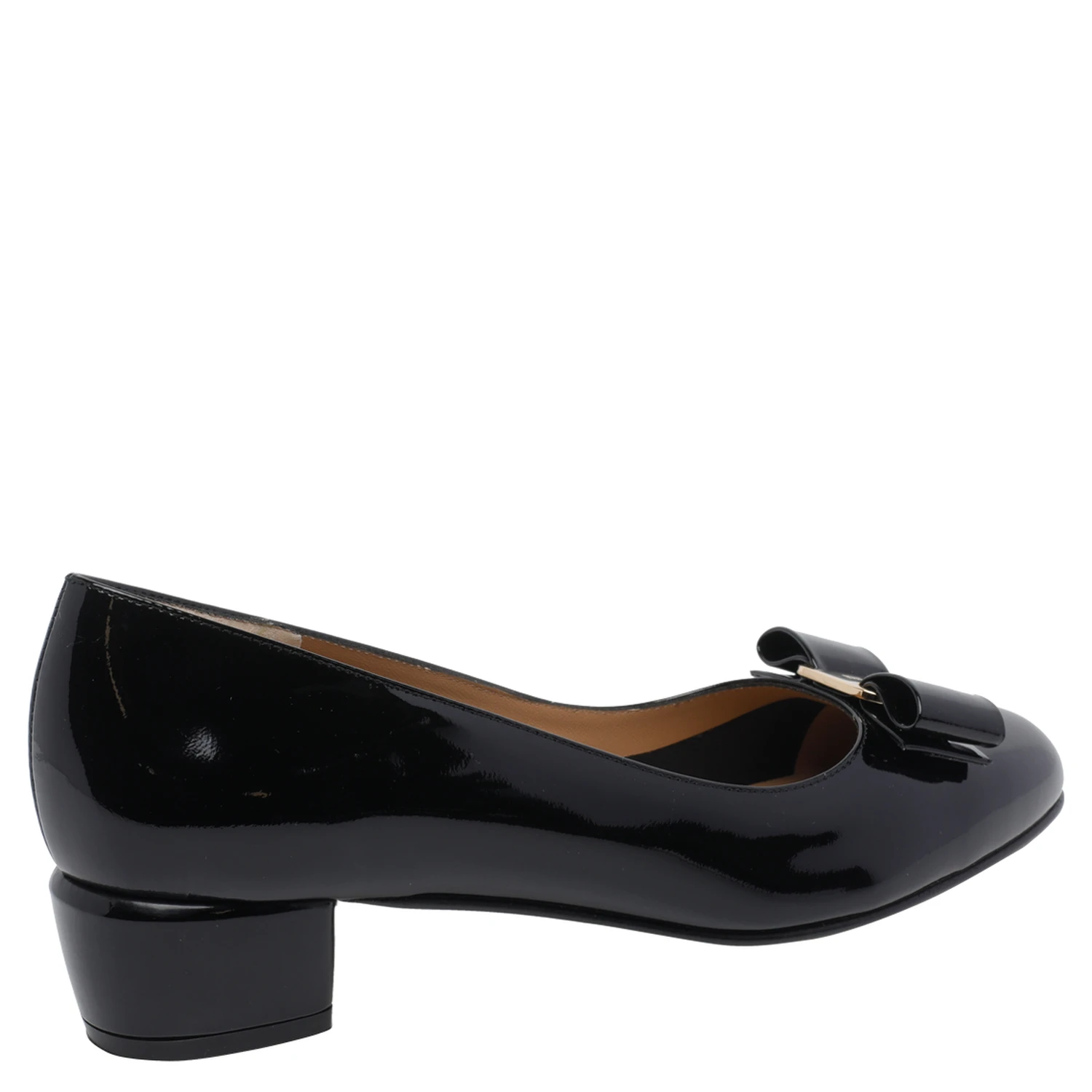 Ferragamo With Heel Black