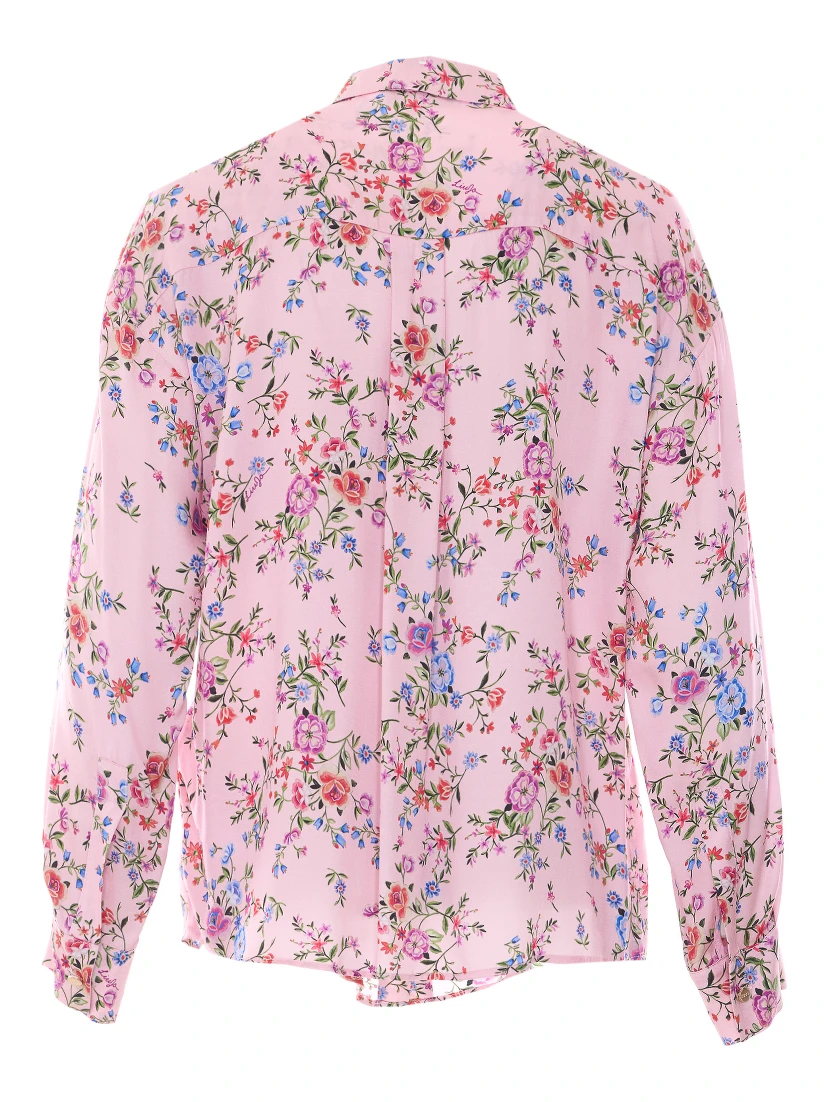 قمصان ليو جو الوردية