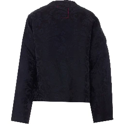 جاكيتات أوما وانغ سوداء