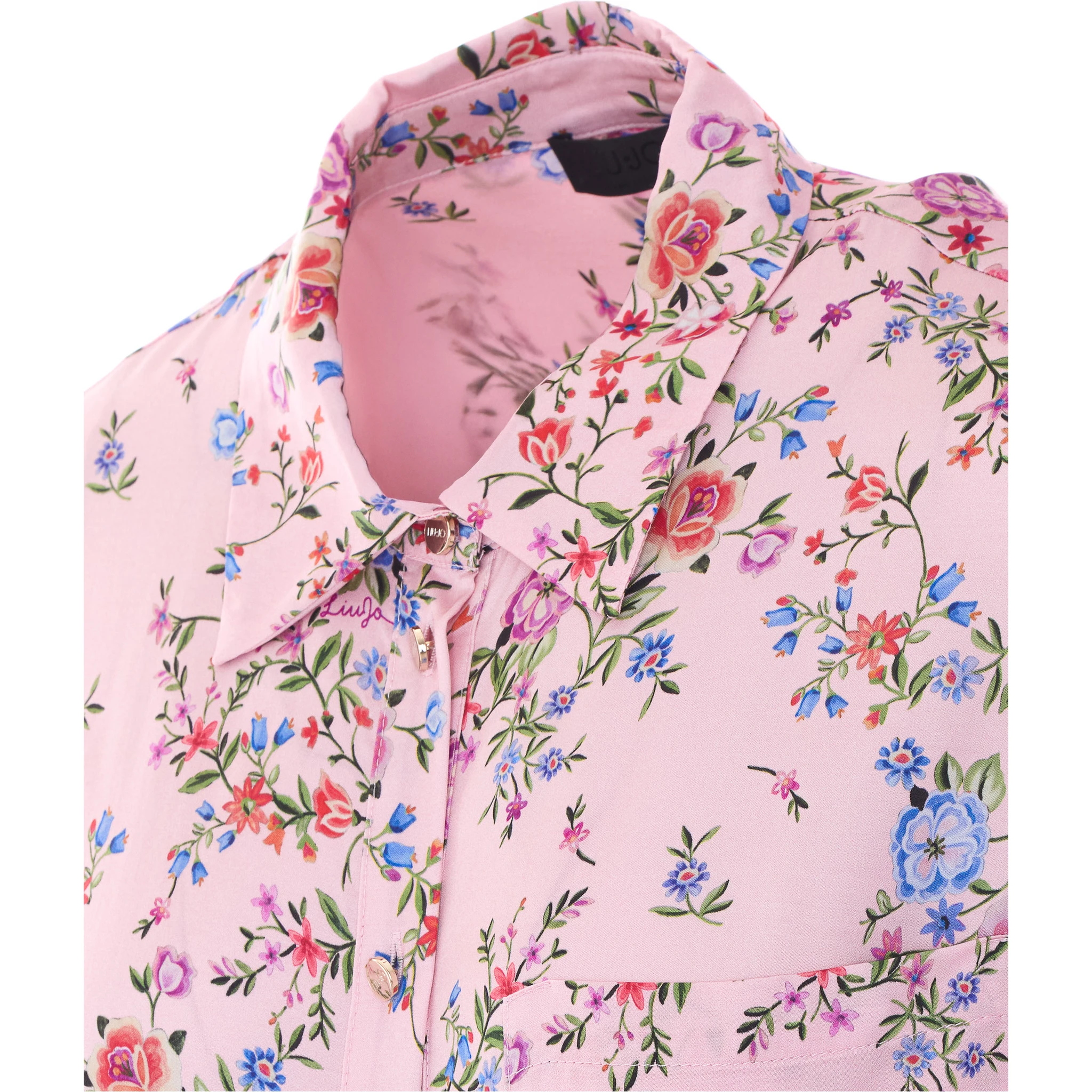 قمصان ليو جو الوردية