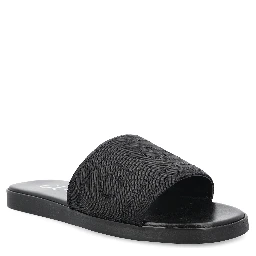 صندل غوتشي أسود