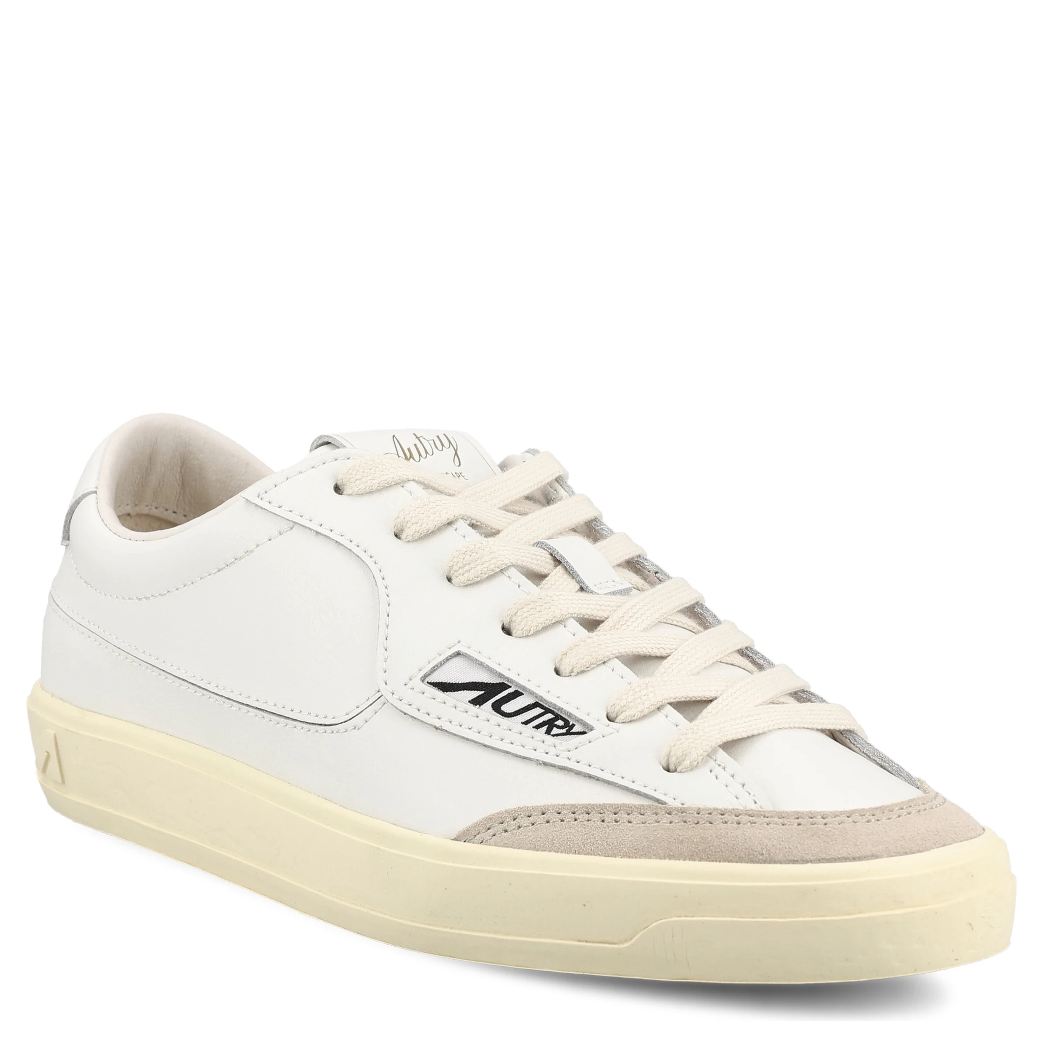 حذاء رياضي أبيض من AUTRY