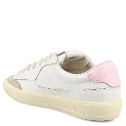 حذاء رياضي أبيض من AUTRY