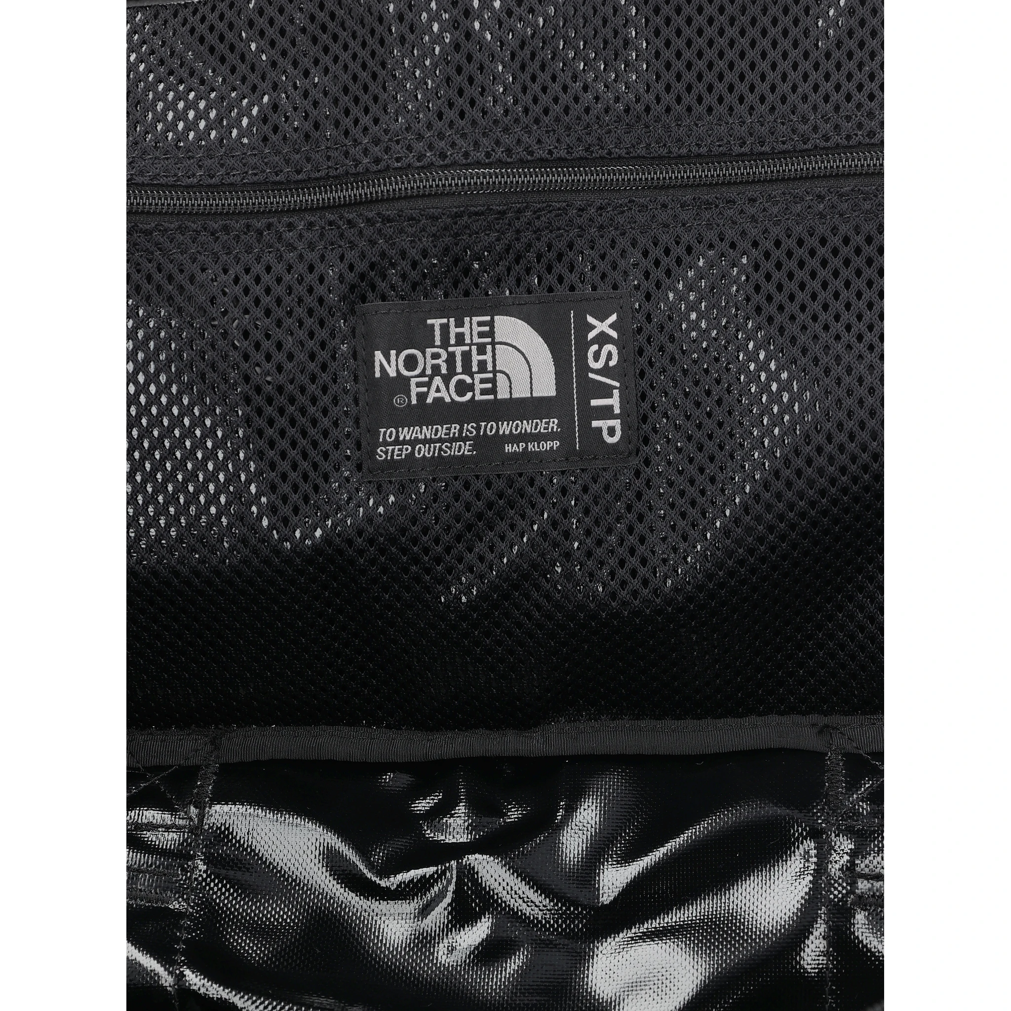 حقائب ذا نورث فيس.. أسود