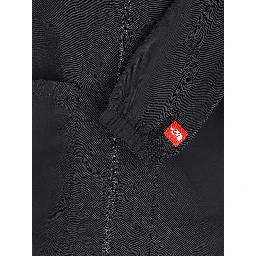 جاكيتات ذا نورث فيس سوداء