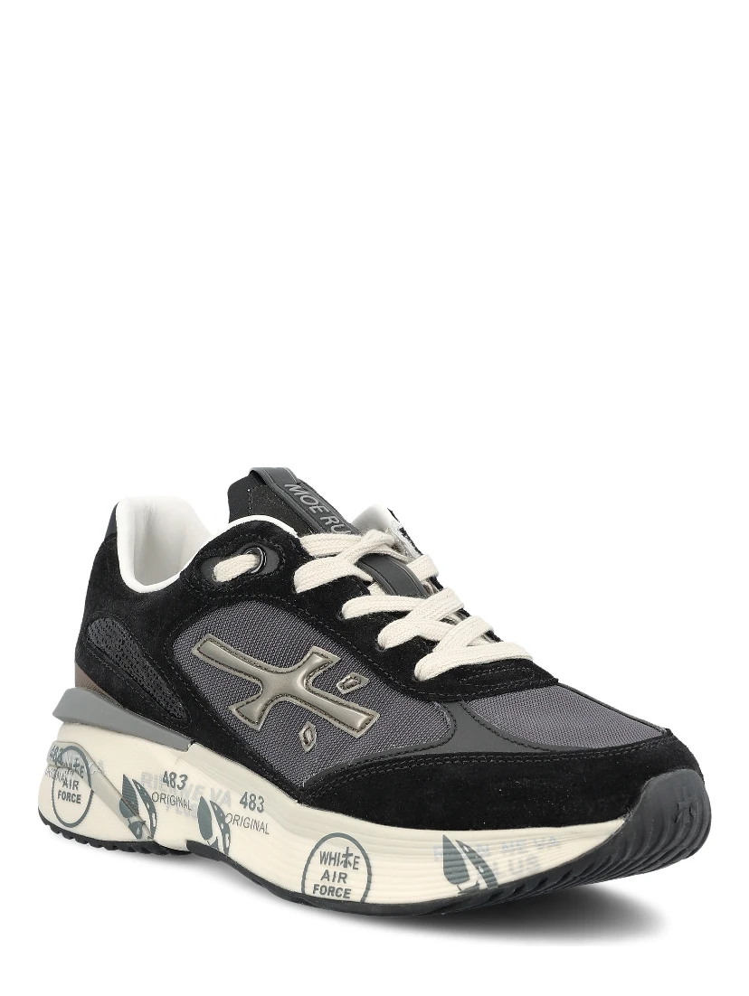 حذاء رياضي بريميتا أسود