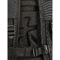 حقائب بريميتا.. أسود