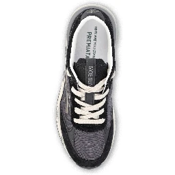 حذاء رياضي بريميتا أسود