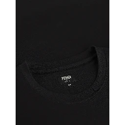 تيشيرتات وبولو من فندي باللون الأسود