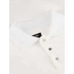 تيشيرتات وبولو من فندي باللون الأبيض