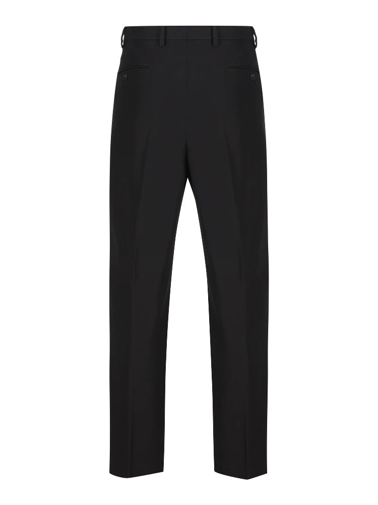 ملابس برادا الجاهزة... أسود alternative