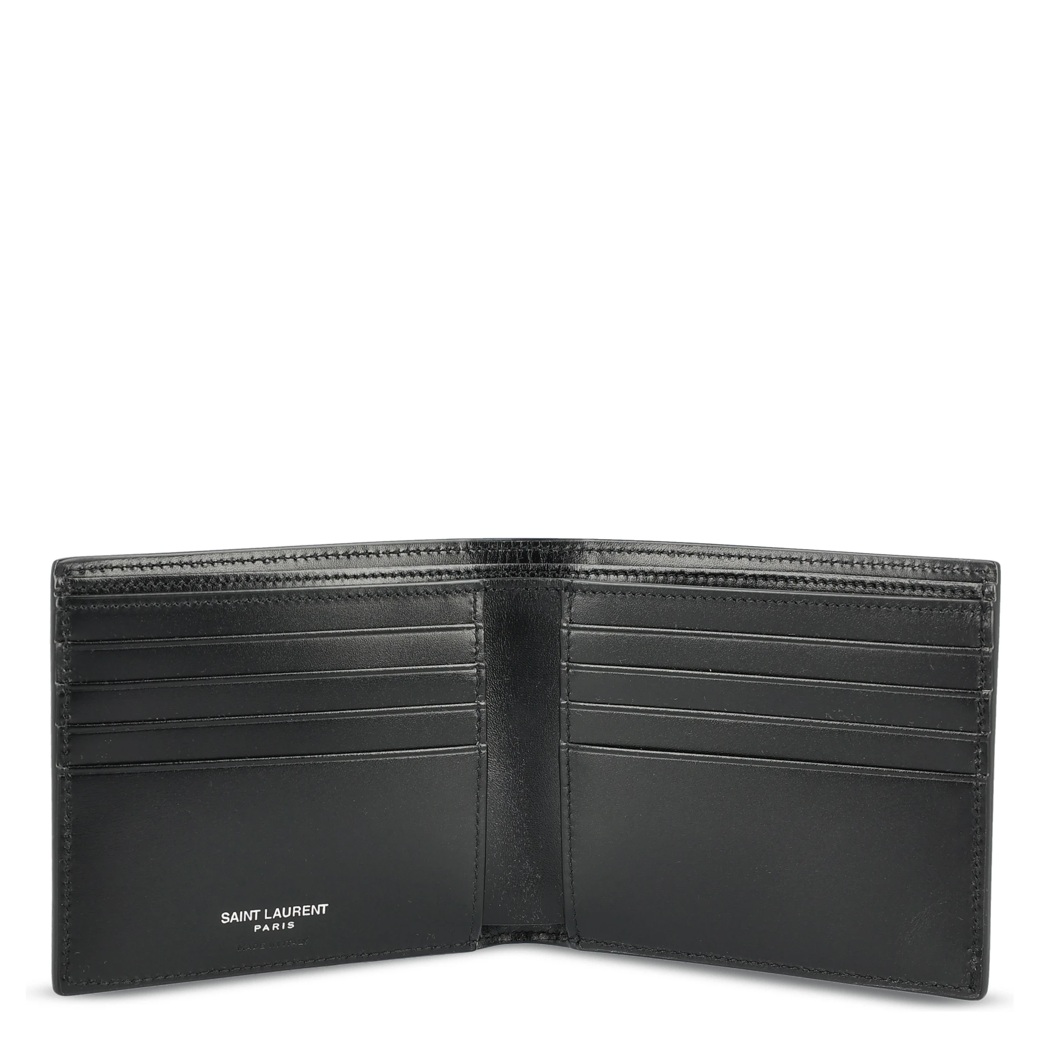 محافظ سان لوران سوداء