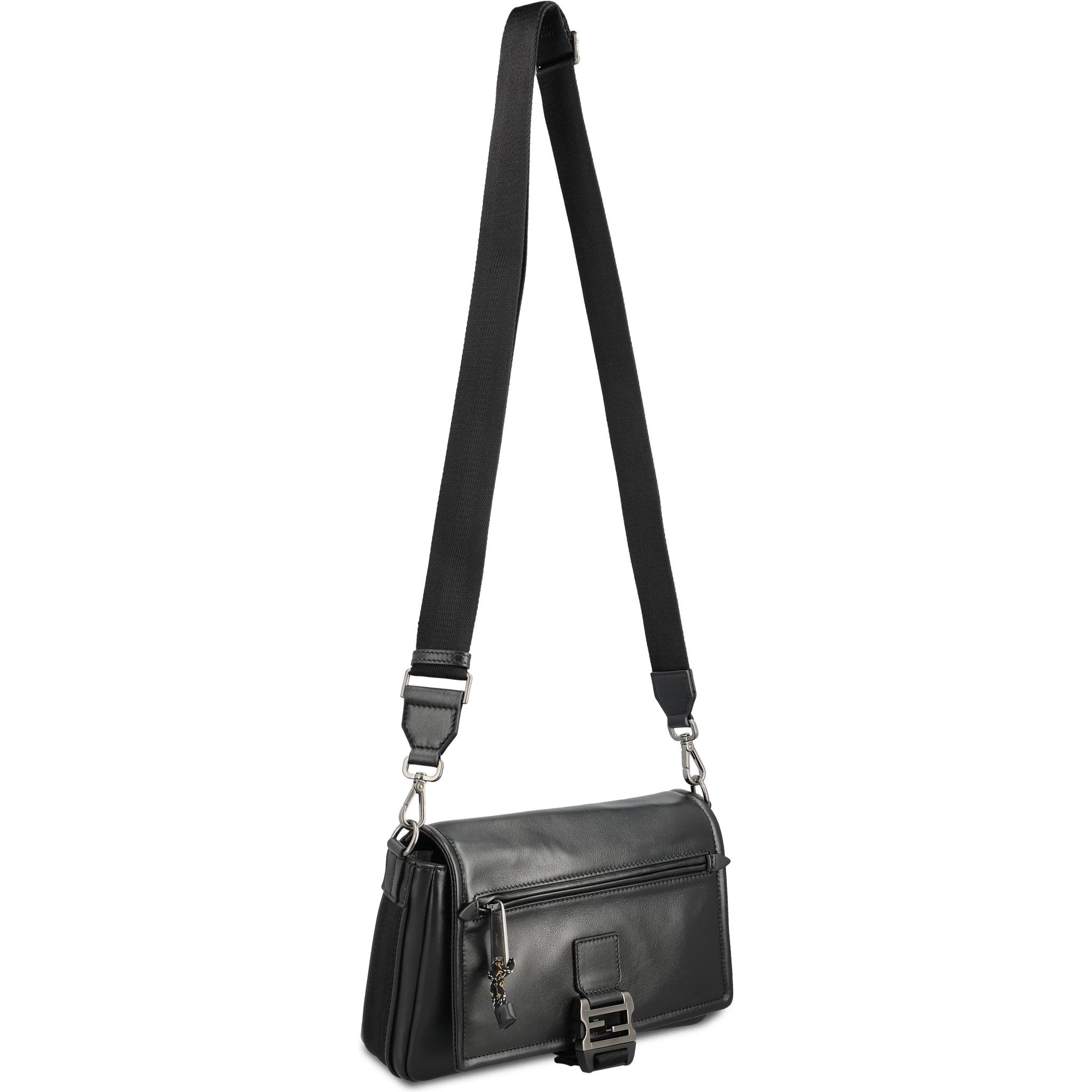 حقائب فندي.. أسود