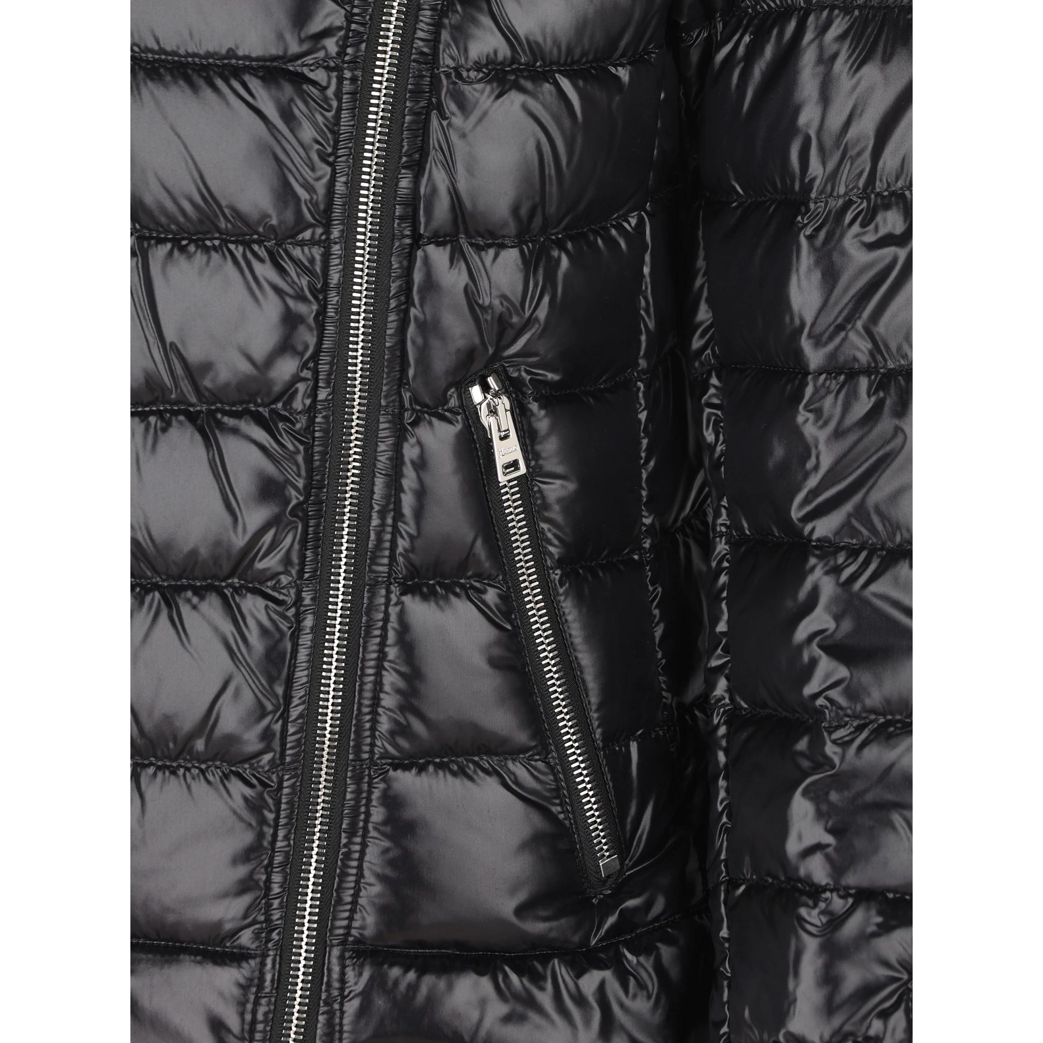 هيرنو كوتس أسود