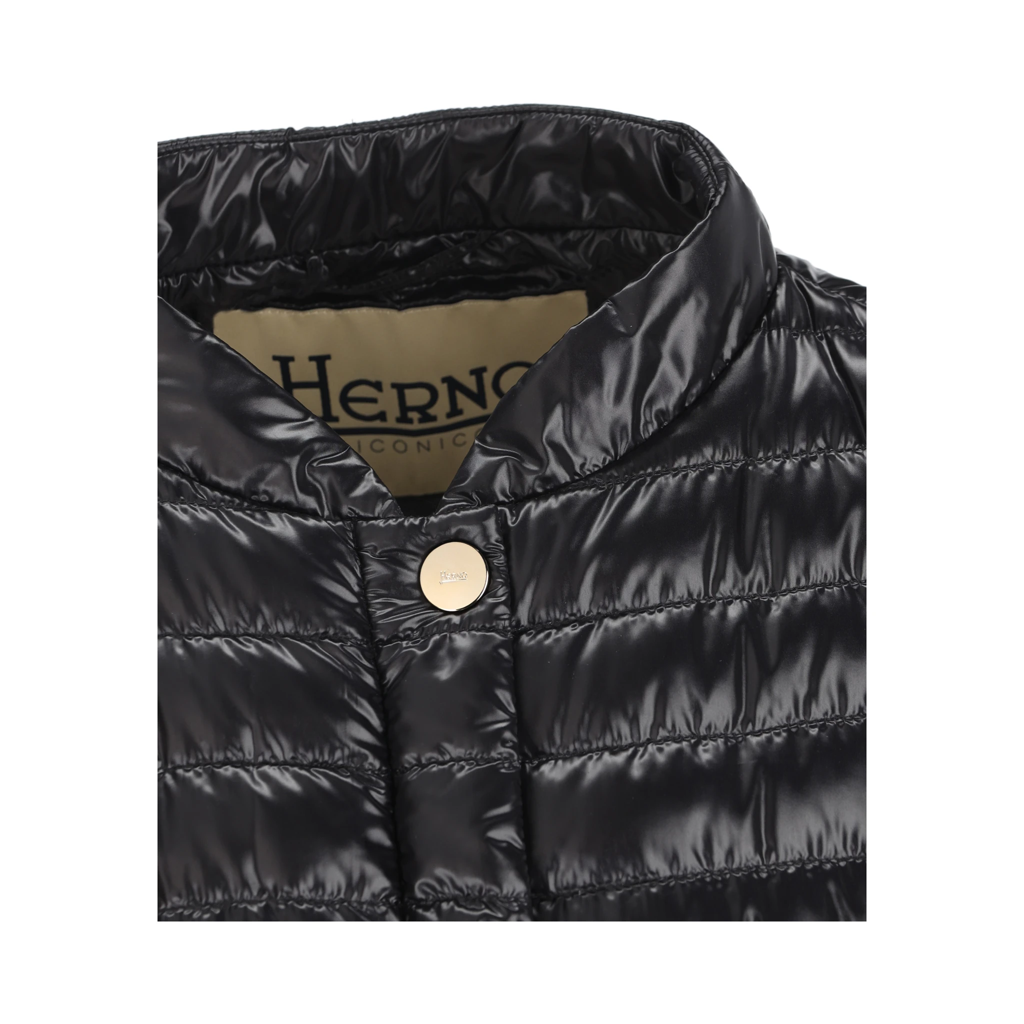 هيرنو كوتس أسود