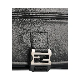 حقائب فندي.. أسود