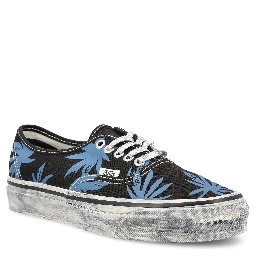 أحذية رياضية سوداء من فانز