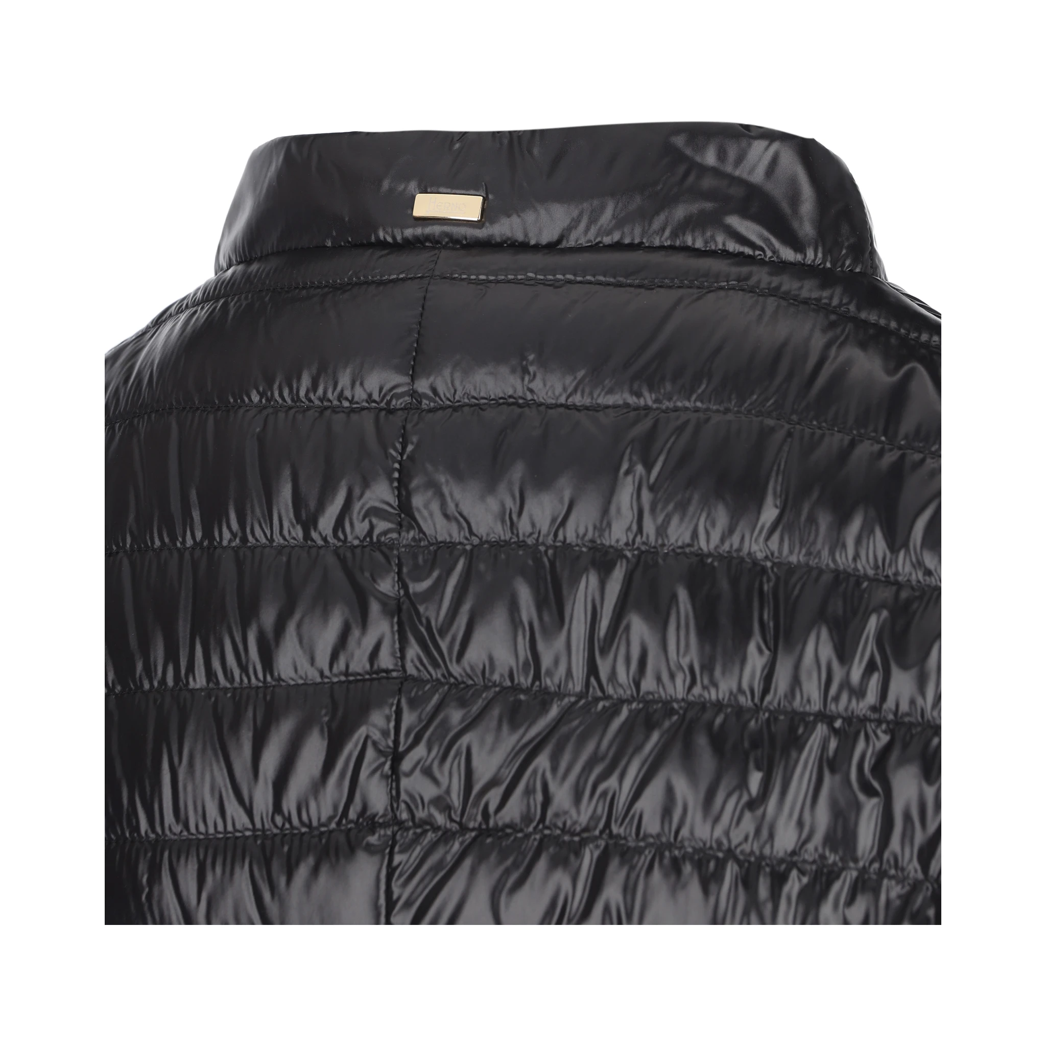 هيرنو كوتس أسود