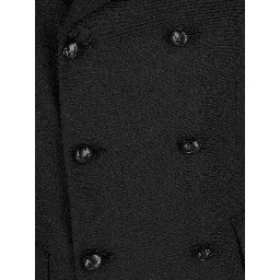 جاكيتات سيلين سوداء