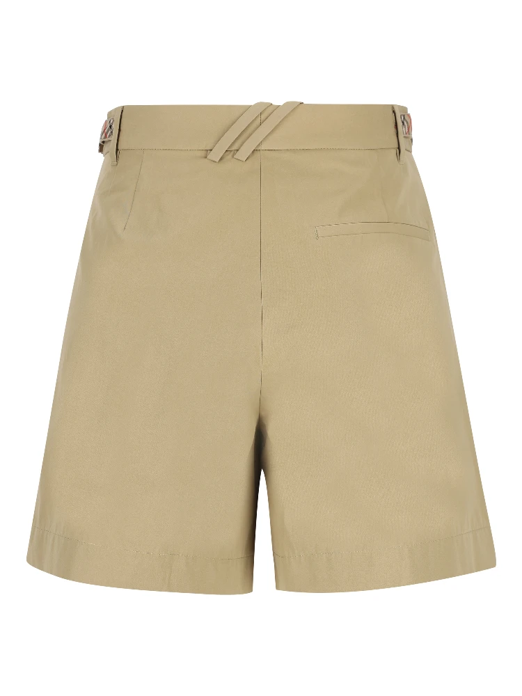 Burberry Shorts Beige alternative