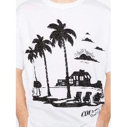 تيشيرتات وبولو بيضاء من فيرساتشي جينز كوتور