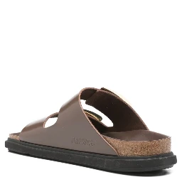 صندل بيركنستوك بني