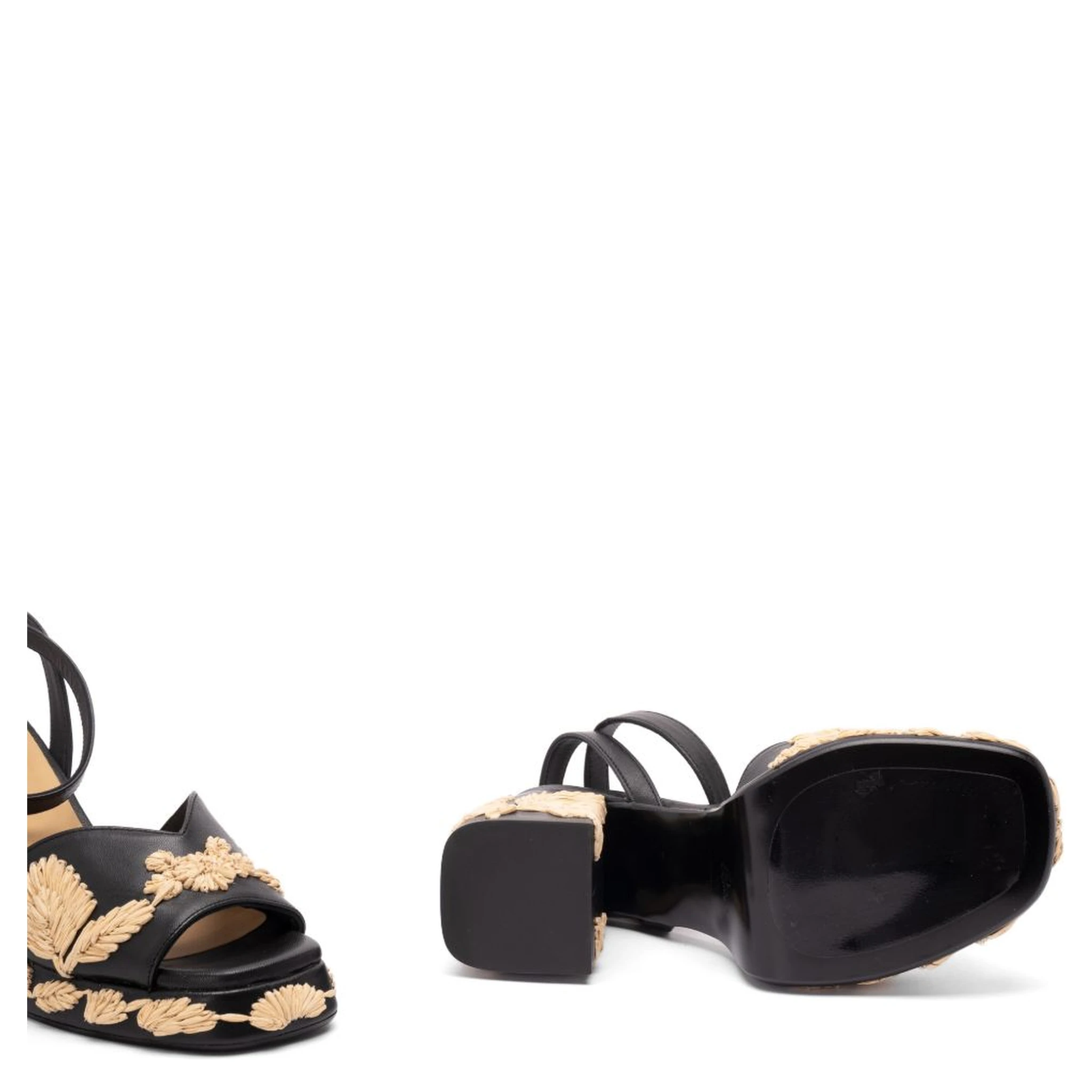 صندل كاستانير أسود