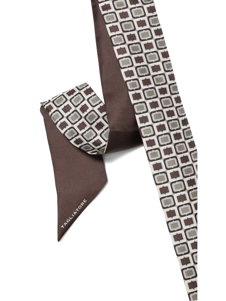 Tagliatore Scarfs Brown alternative