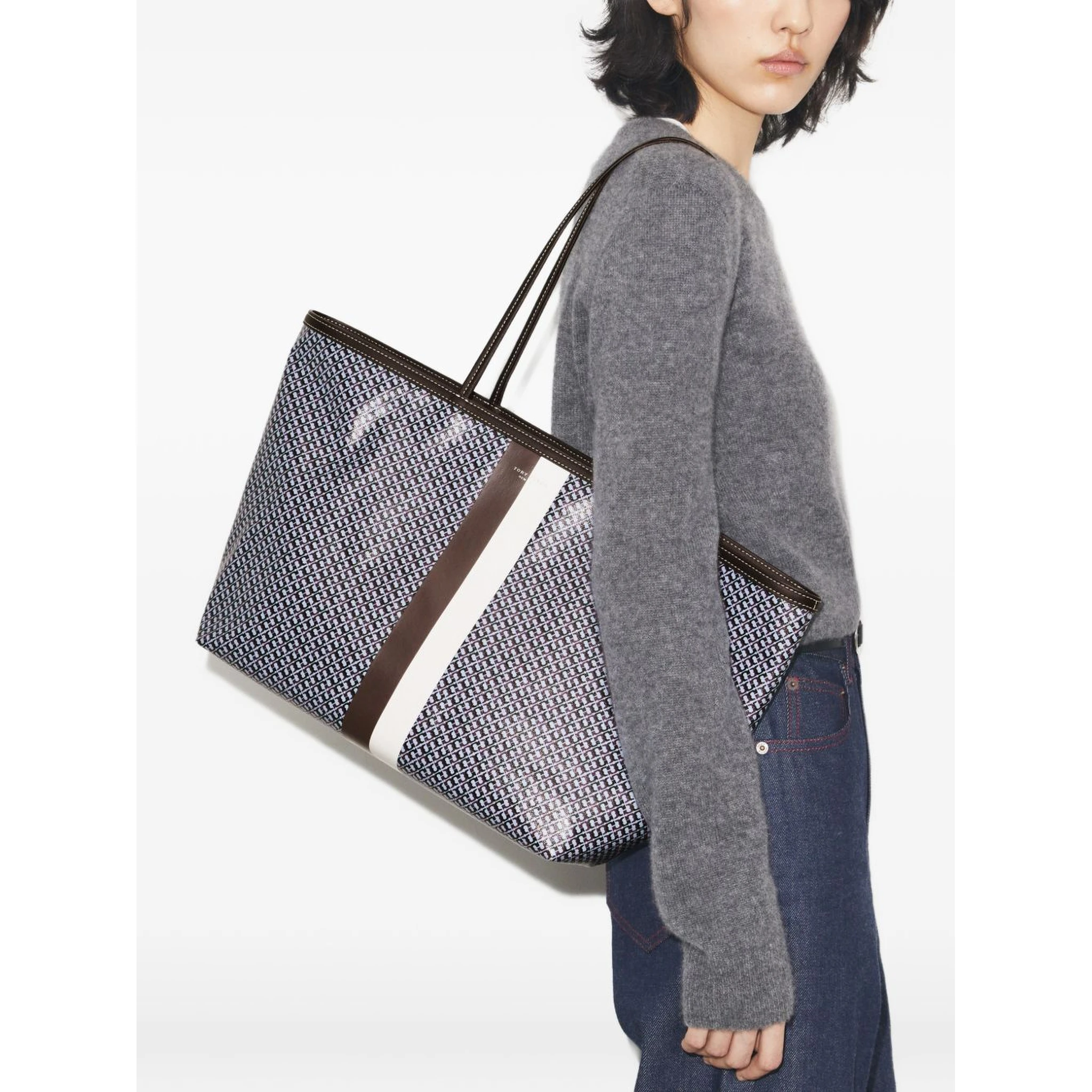 حقائب توري بورش.. أزرق