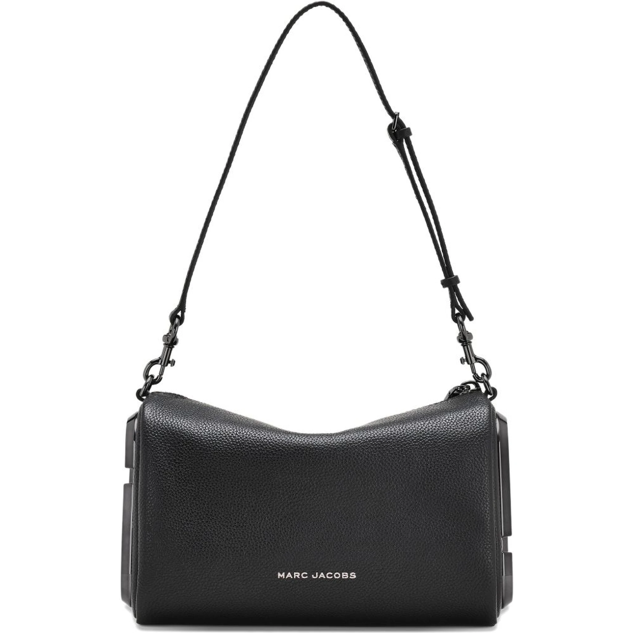 حقائب مارك جاكوبس.. سوداء