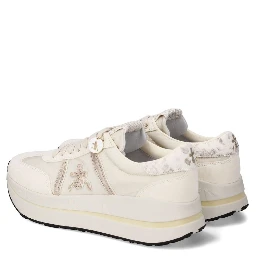 حذاء رياضي بريميتا أبيض