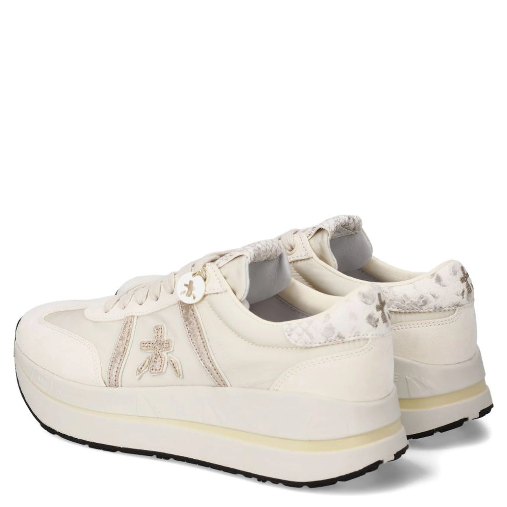 حذاء رياضي بريميتا أبيض