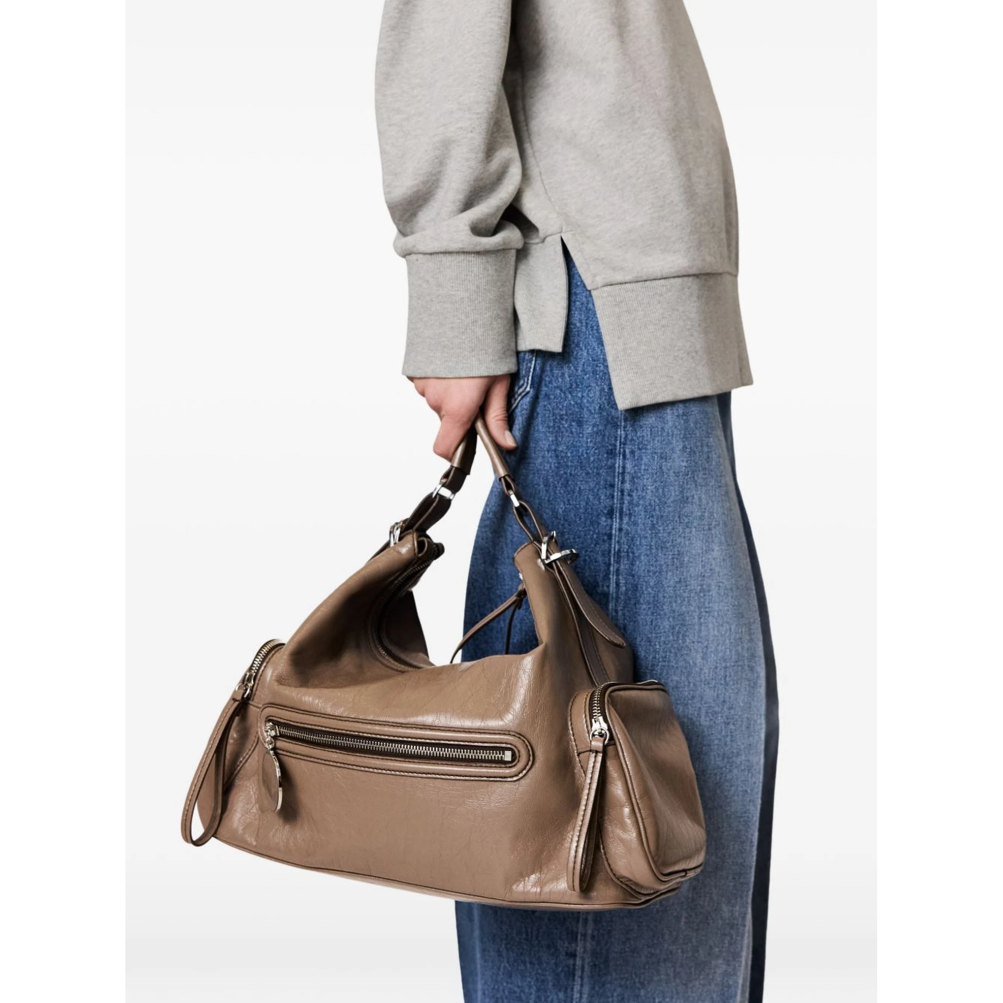 حقائب ستيلا مكارتني.. رمادي