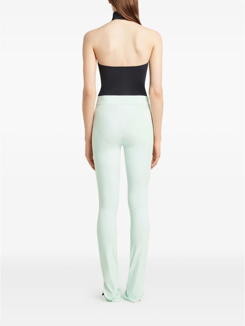 بلوزة كوريج سوداء