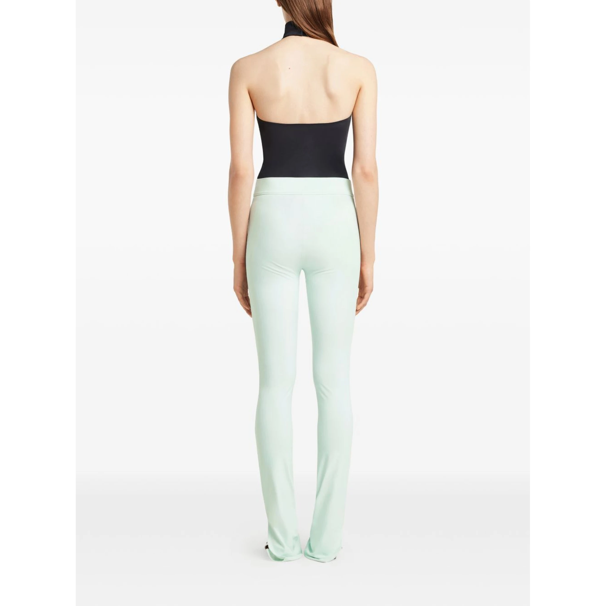 بلوزة كوريج سوداء