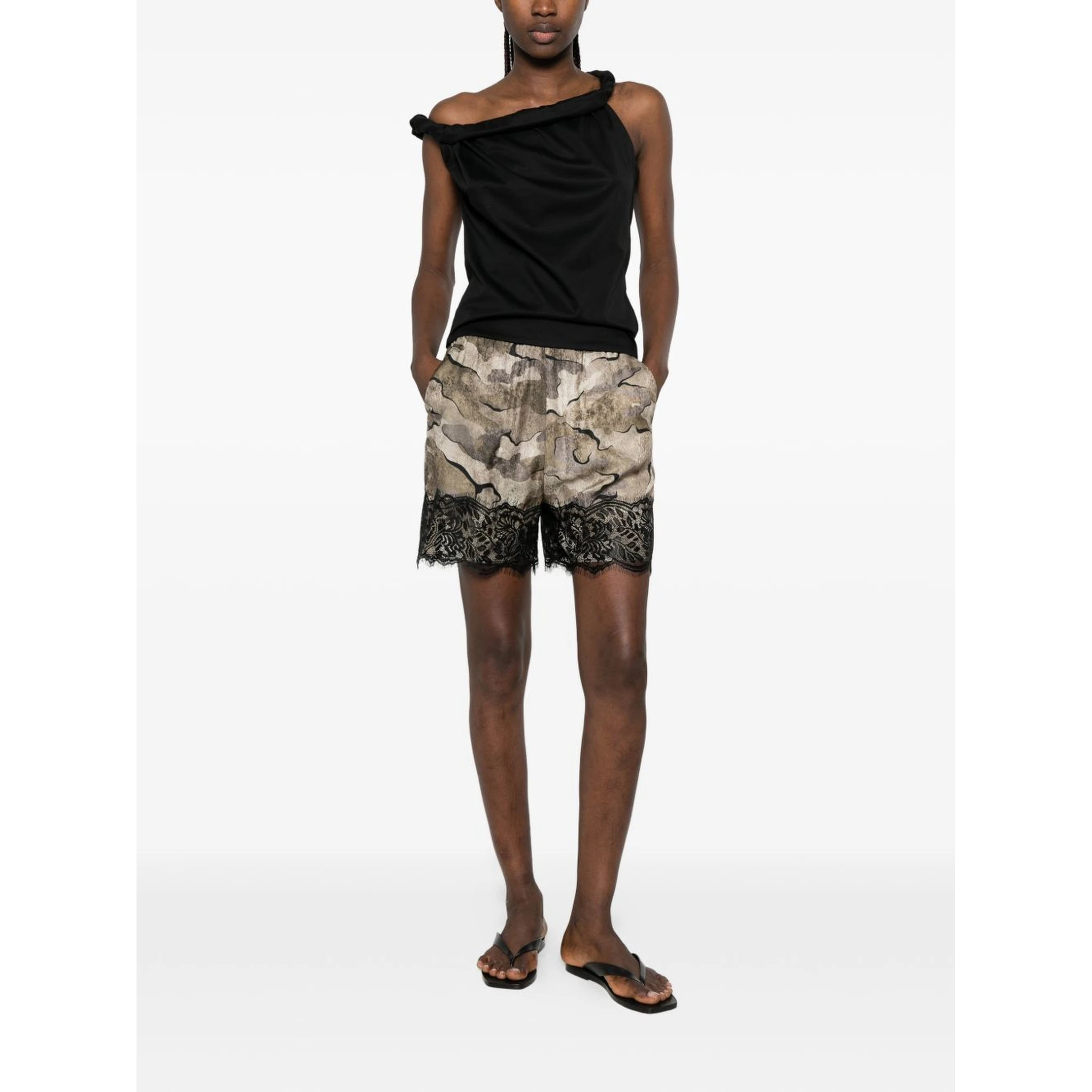 Pinko Shorts Beige