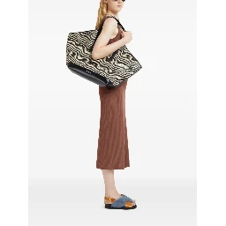 حقائب مارني.. أسود