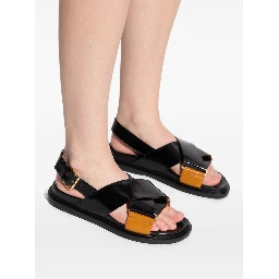 صندل مارني أسود