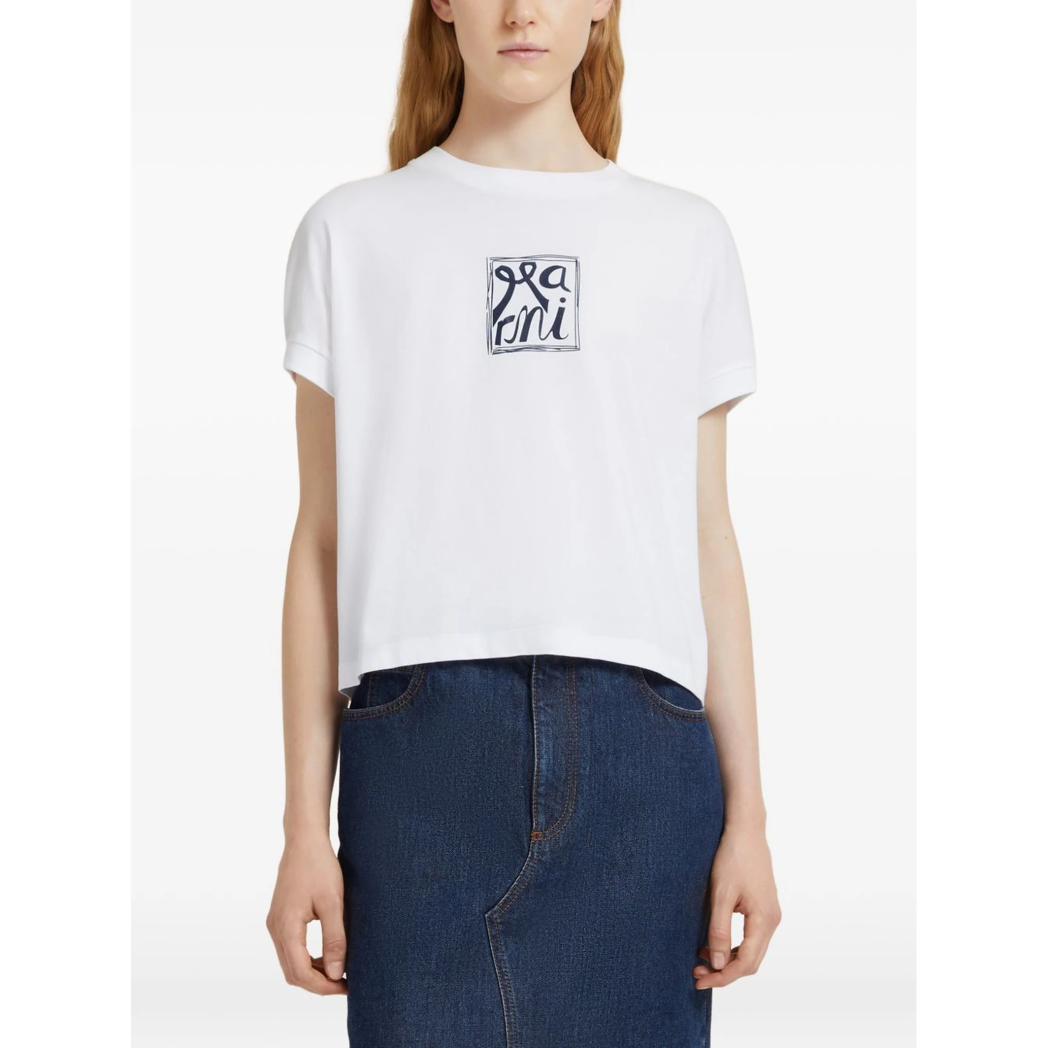 تيشيرتات وبولو مارني بيضاء