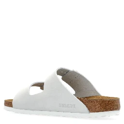 صندل بيركنستوك أبيض