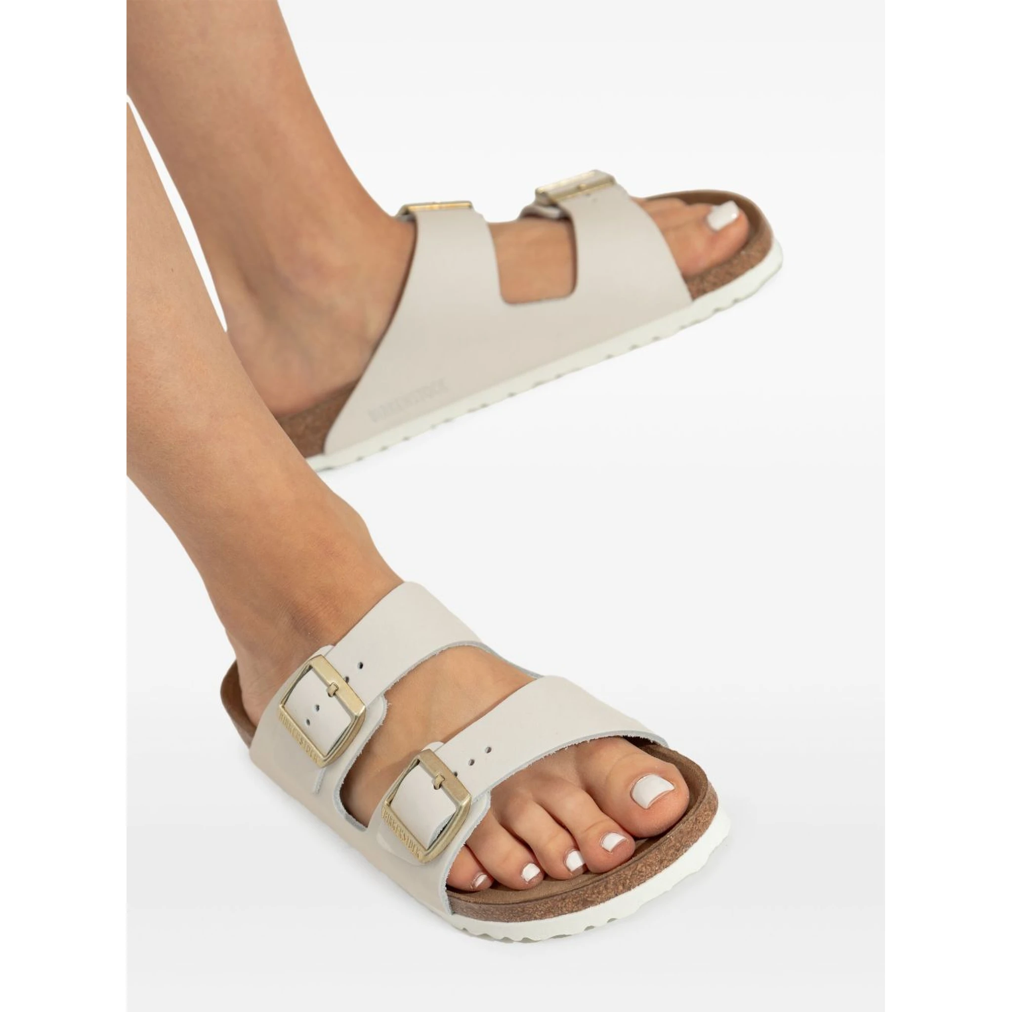 صندل بيركنستوك أبيض