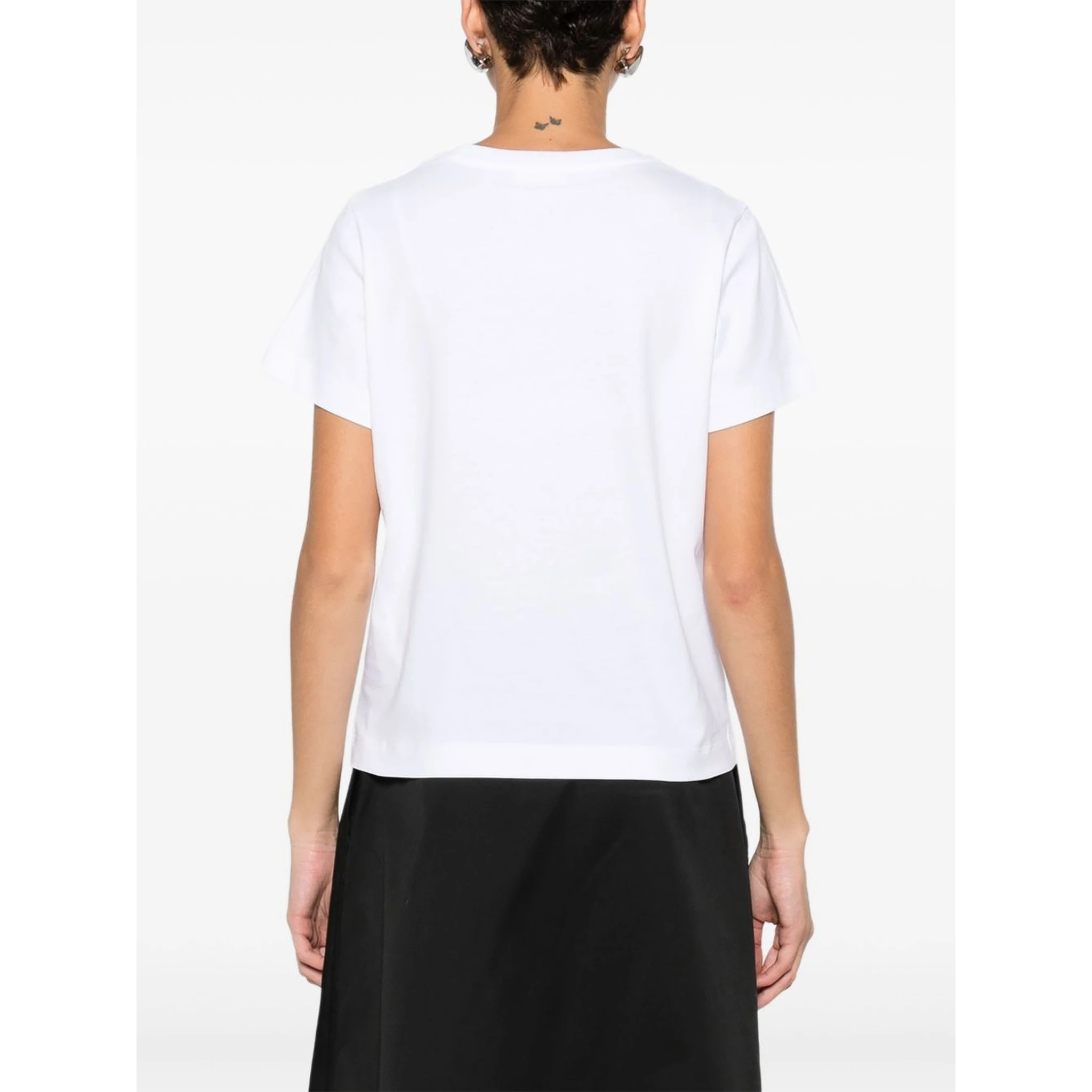 تيشيرتات وبولو مونكلير بيضاء