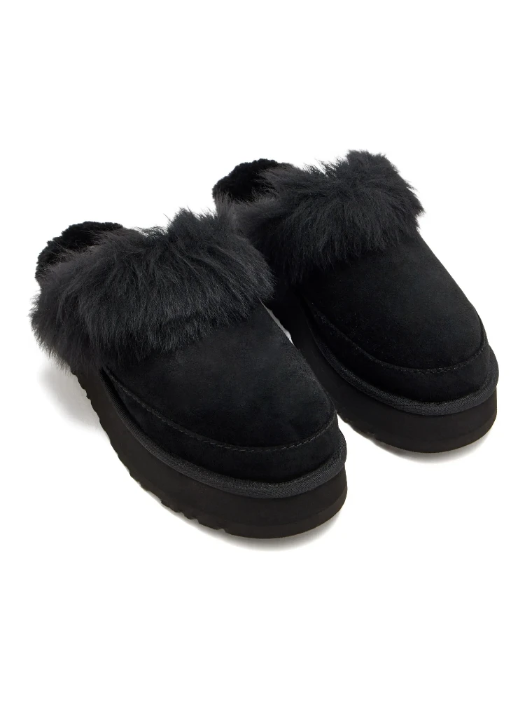 صندل UGG أسود alternative