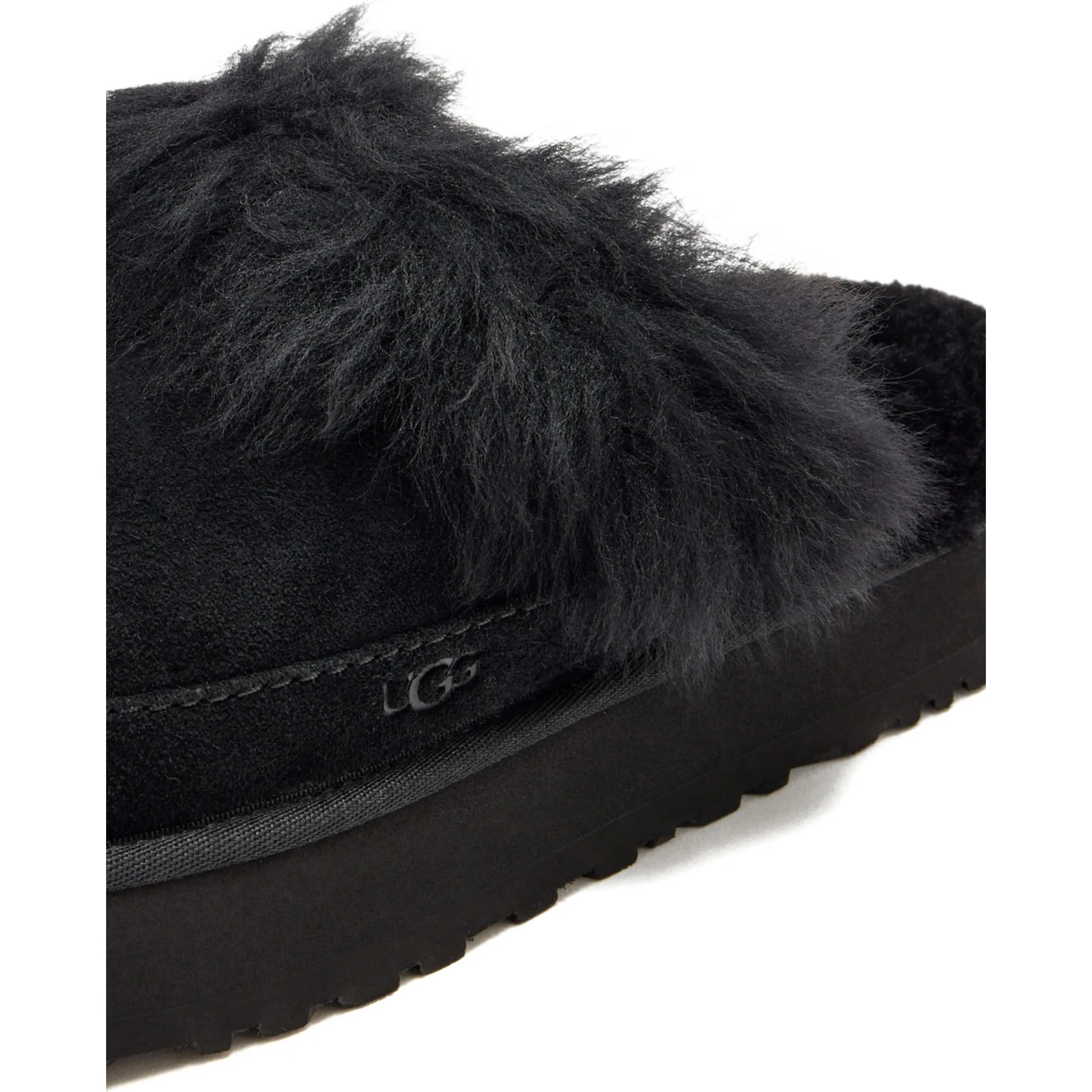 صندل UGG أسود