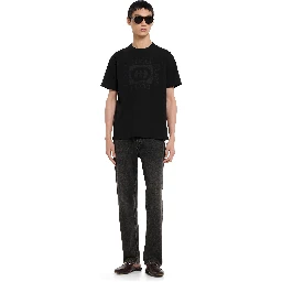 تيشيرتات وبولو غوتشي سوداء