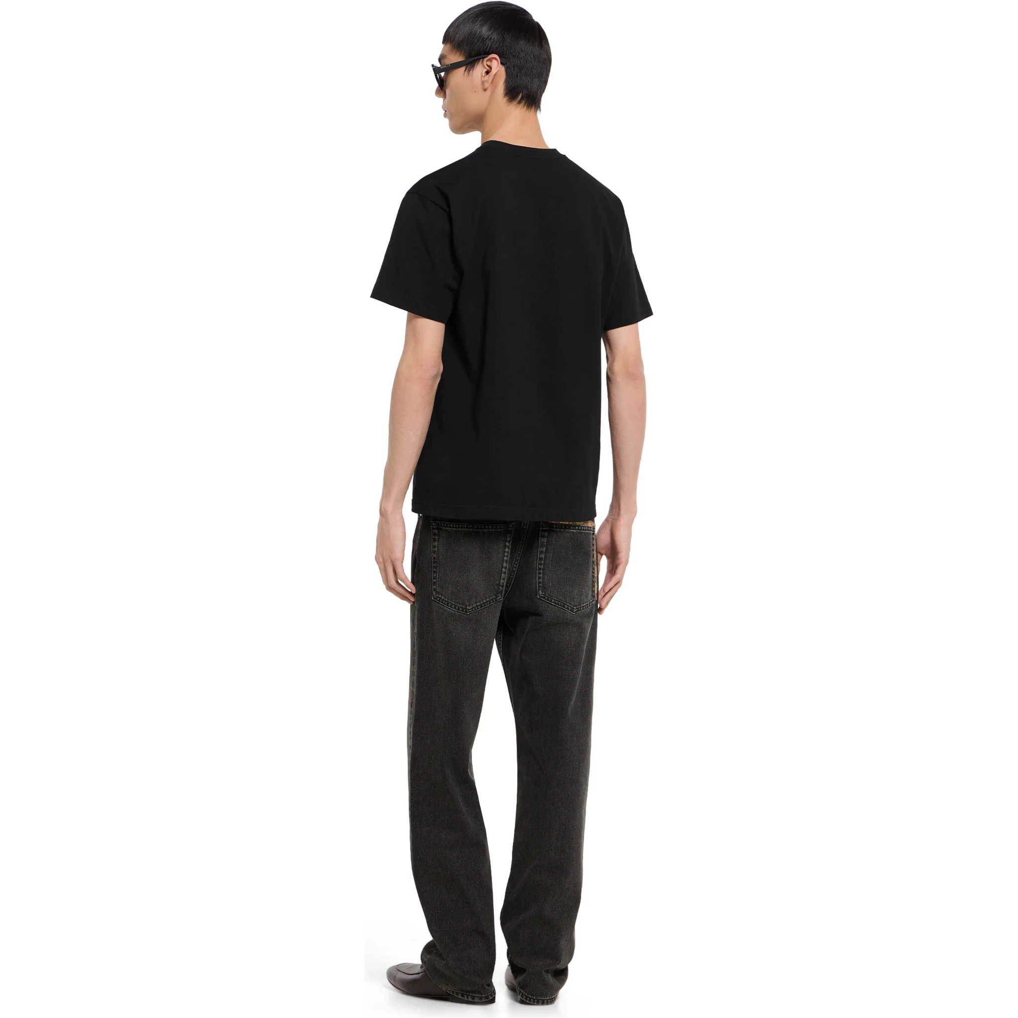 تيشيرتات وبولو غوتشي سوداء