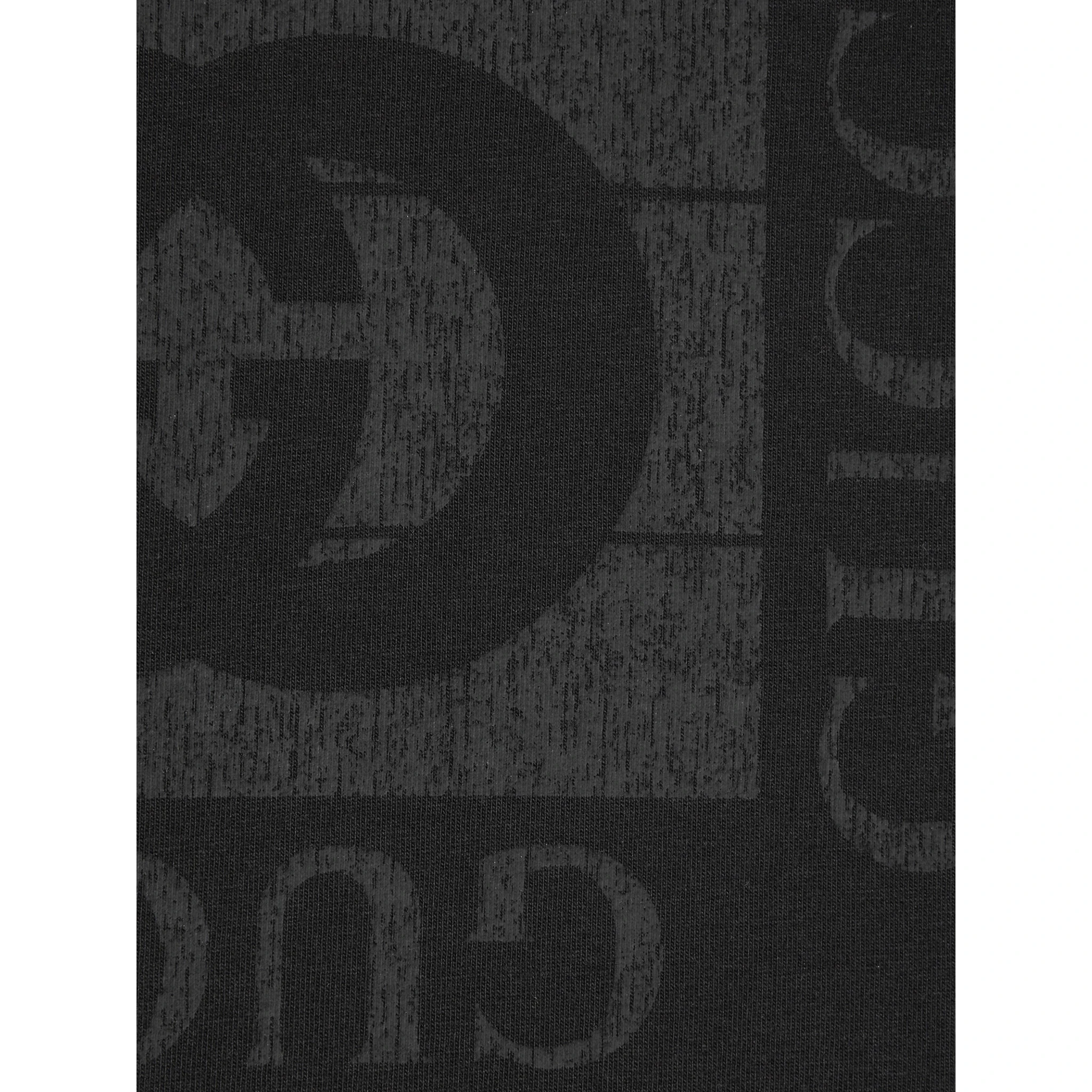 تيشيرتات وبولو غوتشي سوداء