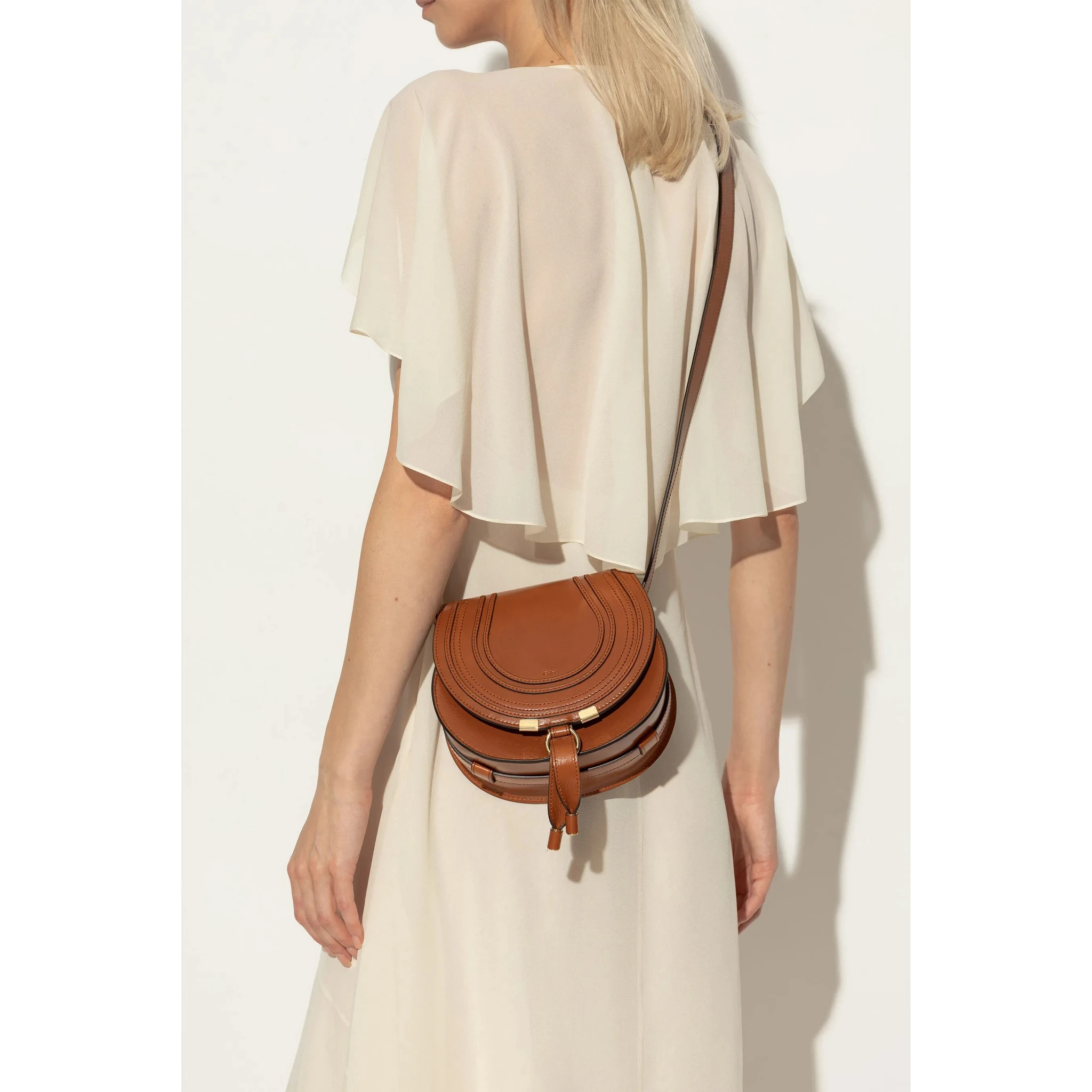 حقائب كلوي.. بني